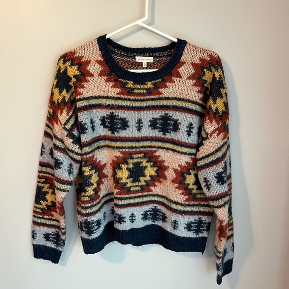BUCKLE Knit Sweater - Picture 1 of 3